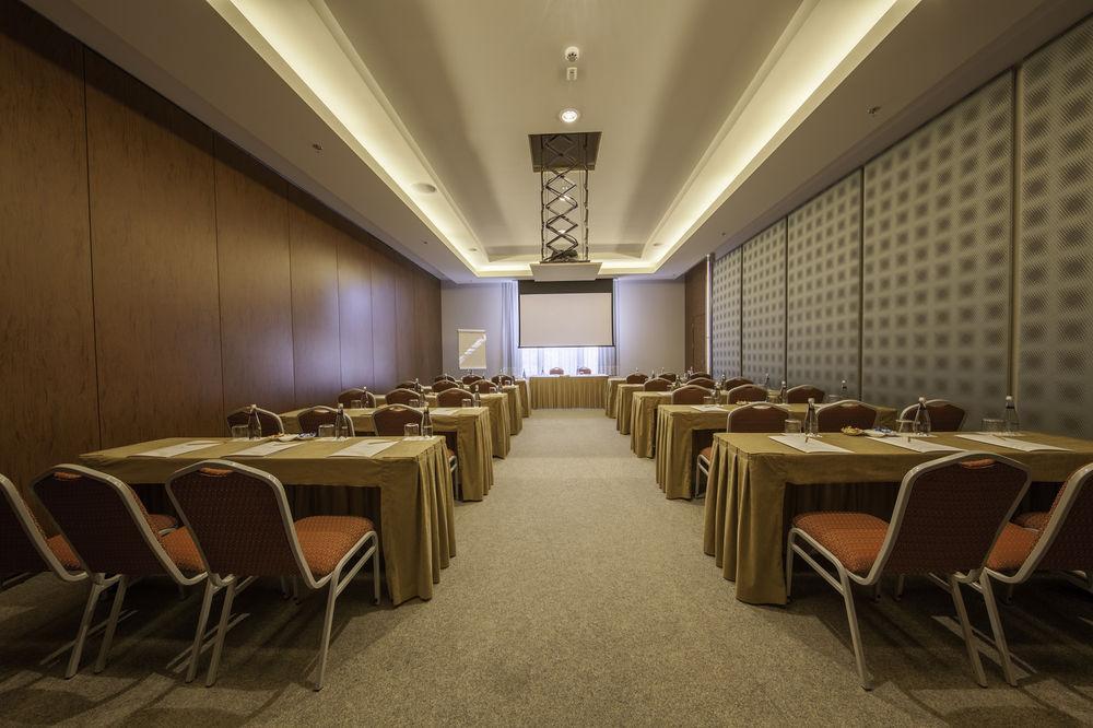 Hotel Gloria Sports Arena Belek Exterior foto